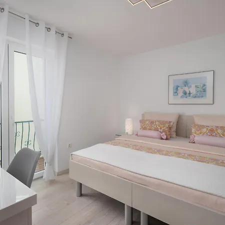 3 Bedroom Gorgeous In *
