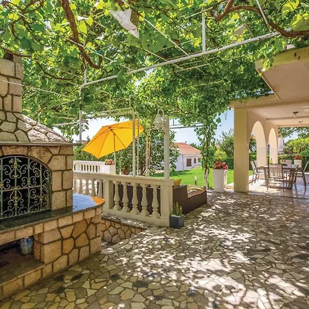 3 Bedroom Gorgeous In Dramalj