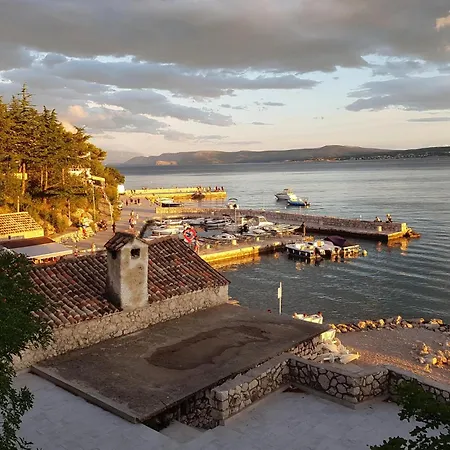 Apartment Gorgeous In Dramalj